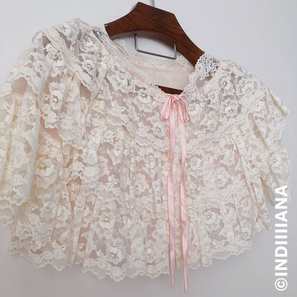 Vintage Other - VINTAGE 1950s LACE SLEEP JACKET